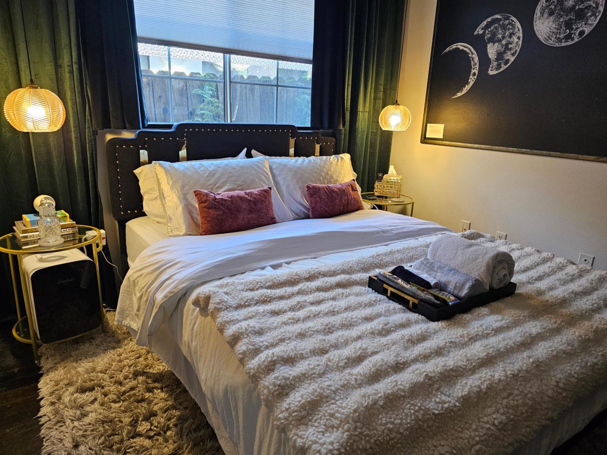 Tranquility At The House Of Alchemy Hollywood Homestay Los Angeles